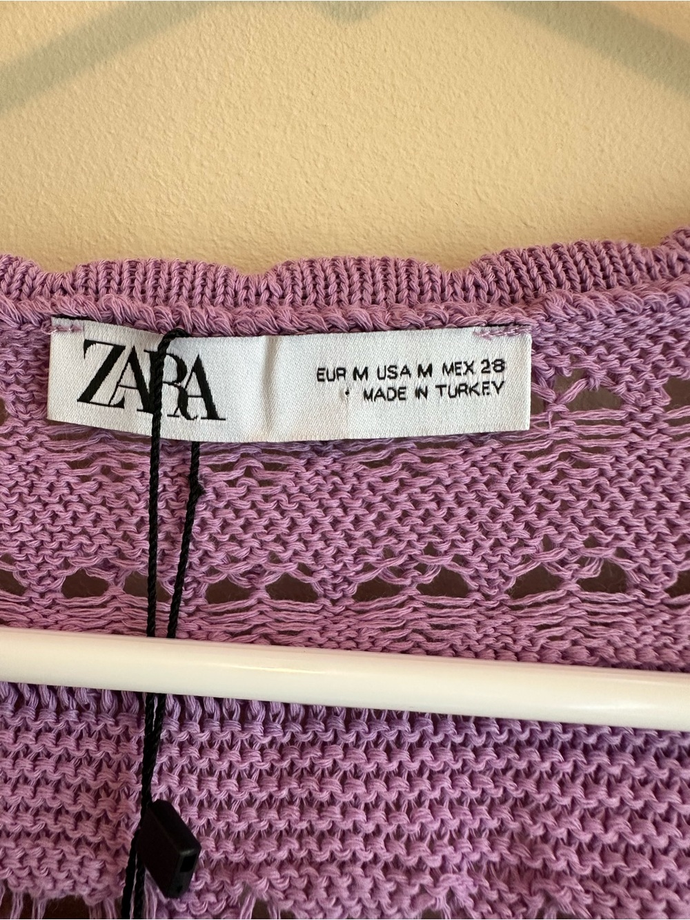 NWT Women’s M Zara Pointelle Knit Crochet Crop Sweater Purple Puff Sleeves - Picture 3 of 7